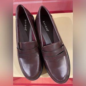 NWOT Bamboo penny loafers